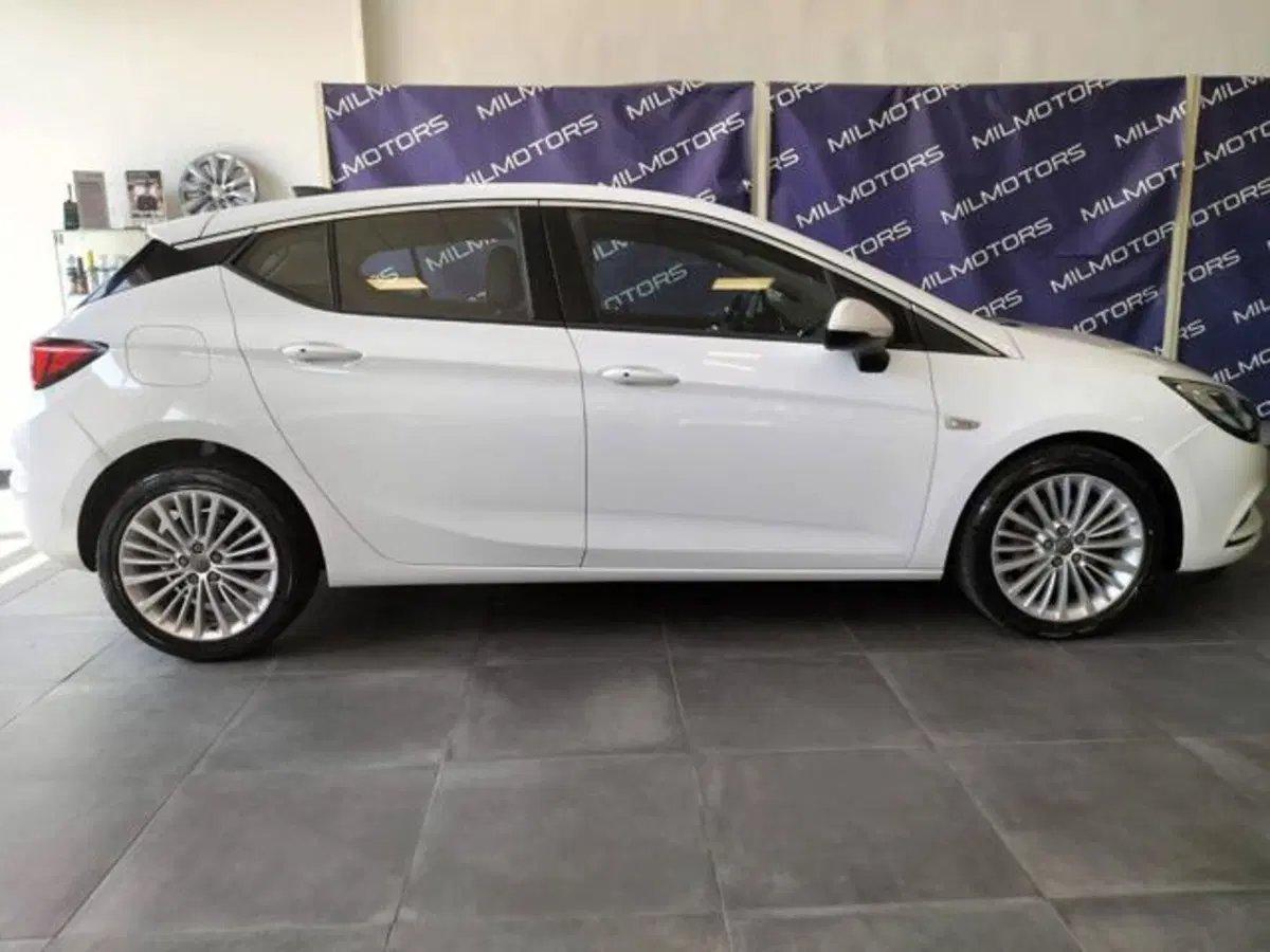 Opel Astra usata a Messina (6)