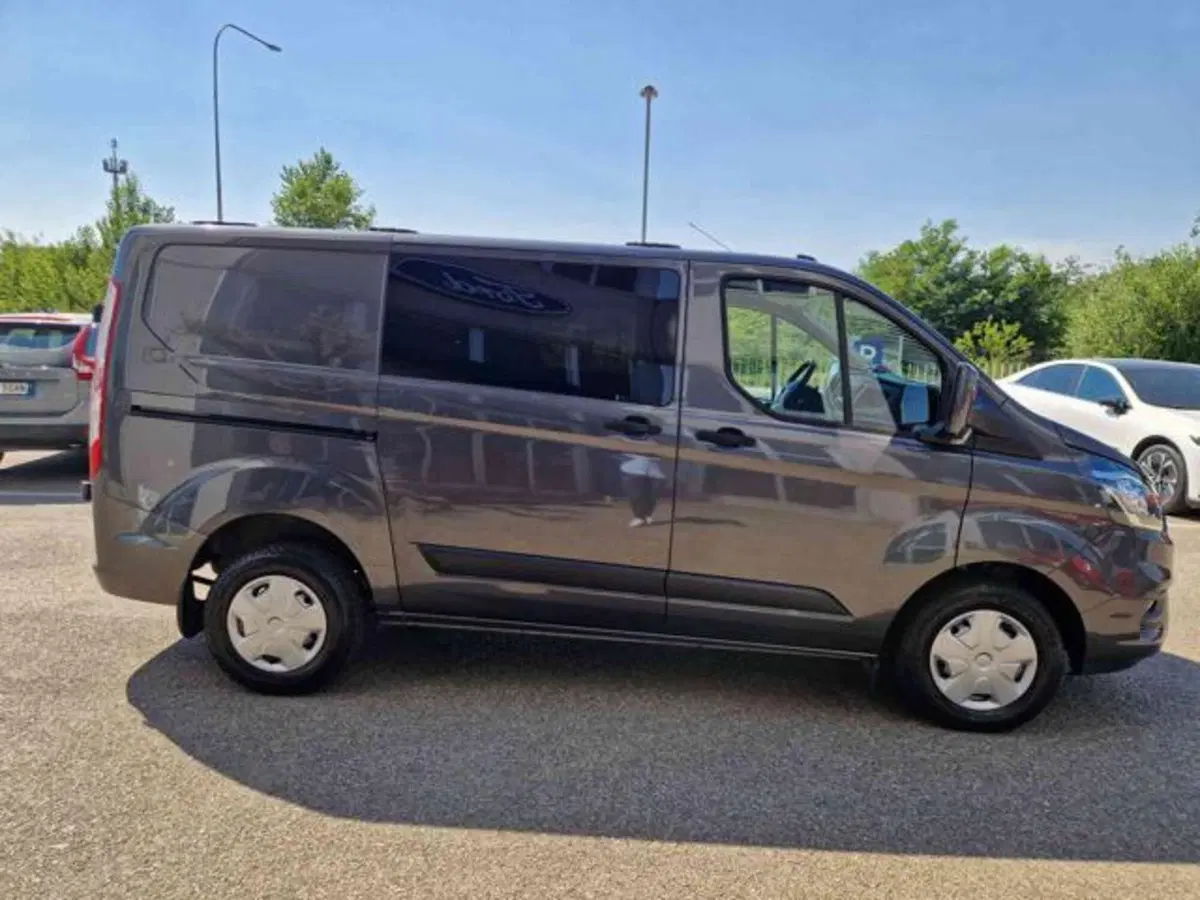 Ford Transit Custom Furgone usata a Bologna (4)