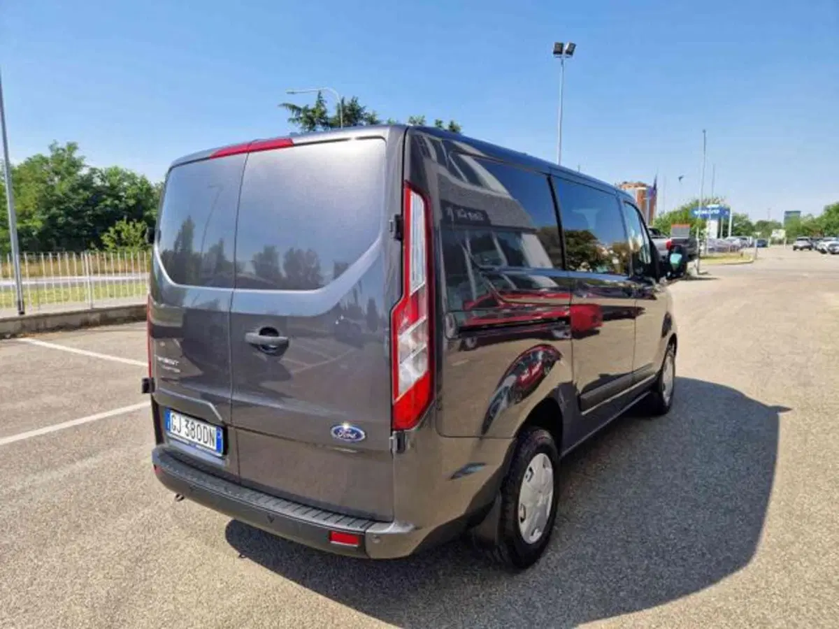 Ford Transit Custom Furgone usata a Bologna (5)