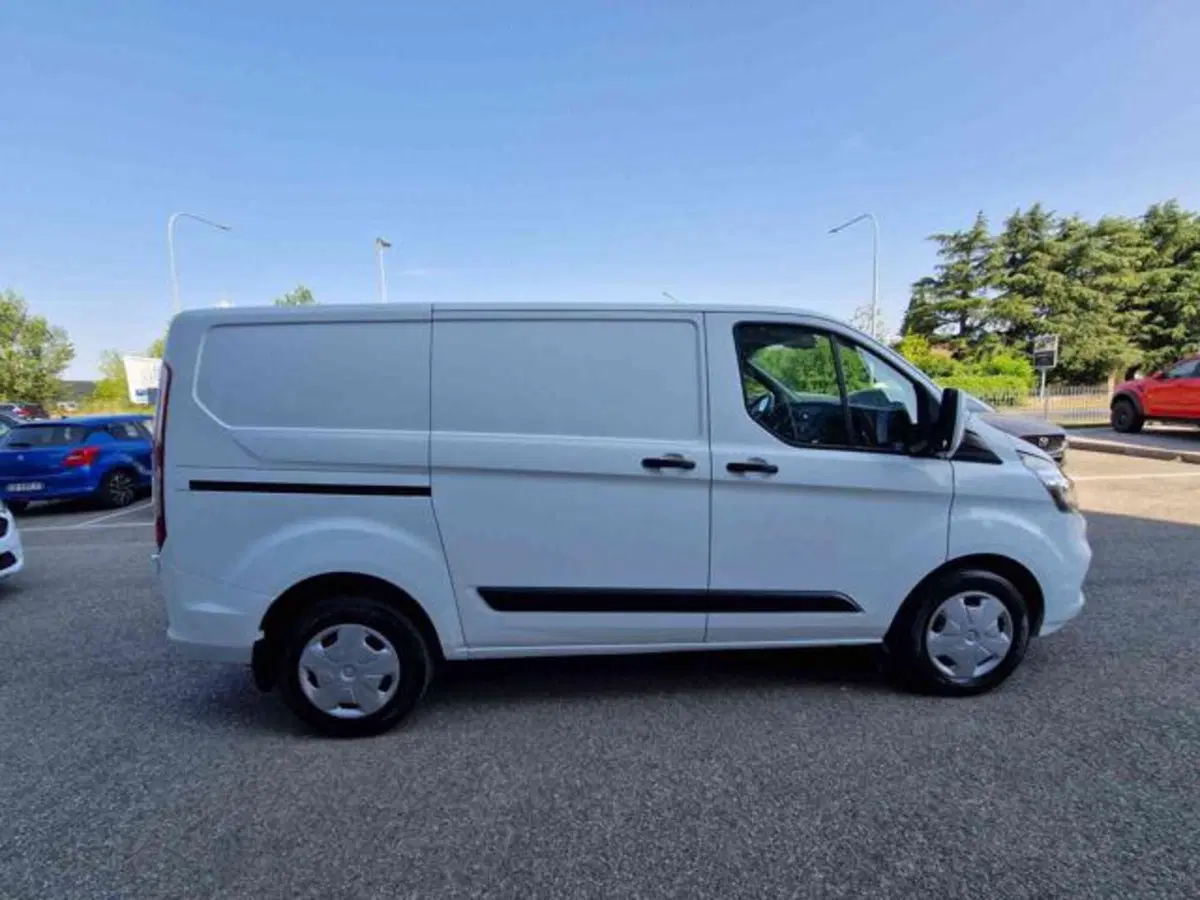 Ford Transit Custom Furgone usata a Bologna (4)