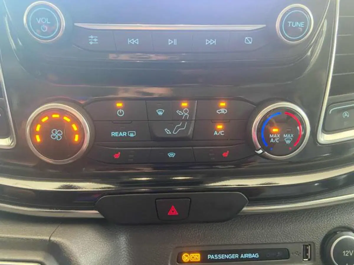 Ford Tourneo Custom usata a Bologna (13)