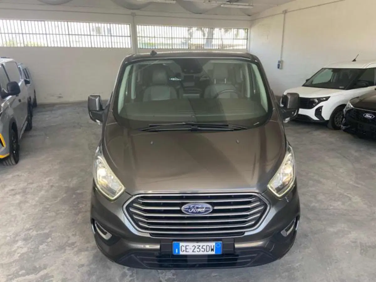 Ford Tourneo Custom usata a Bologna (2)