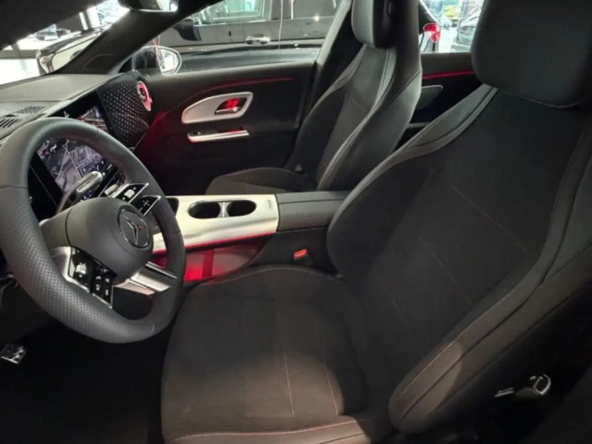 Mercedes-Benz CLA nuova a Potenza (13)