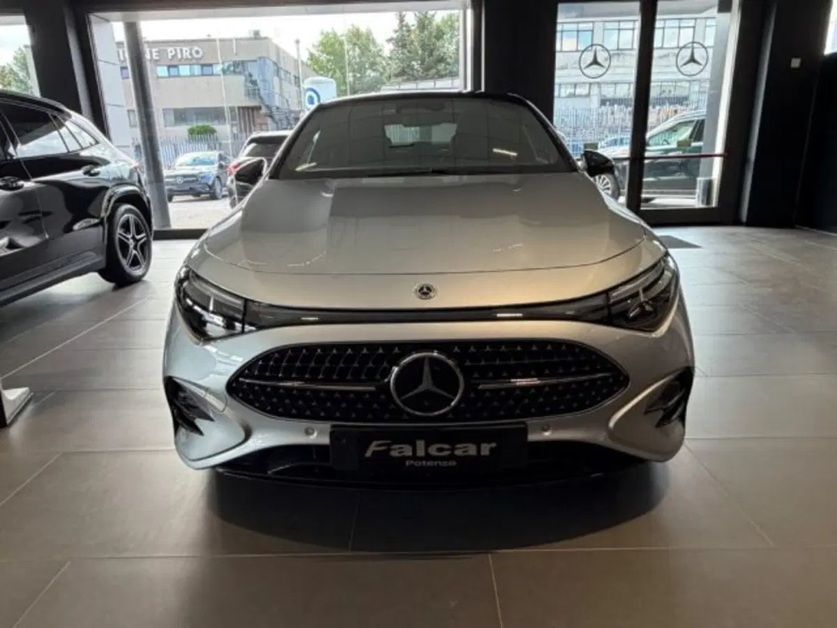 Mercedes-Benz CLA nuova a Potenza (2)