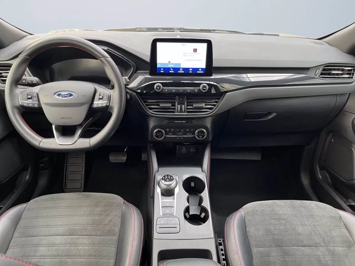 Ford Kuga usata a Milano (11)