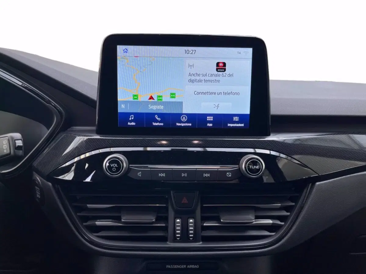 Ford Kuga usata a Milano (14)
