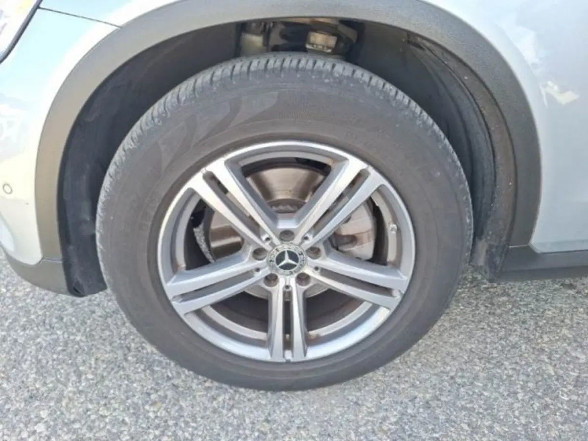 Mercedes-Benz GLC SUV usata a Catania (11)