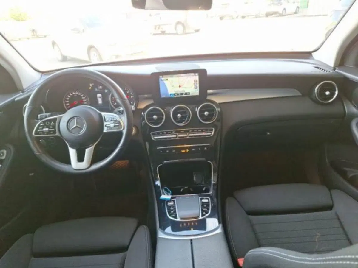 Mercedes-Benz GLC SUV usata a Catania (6)