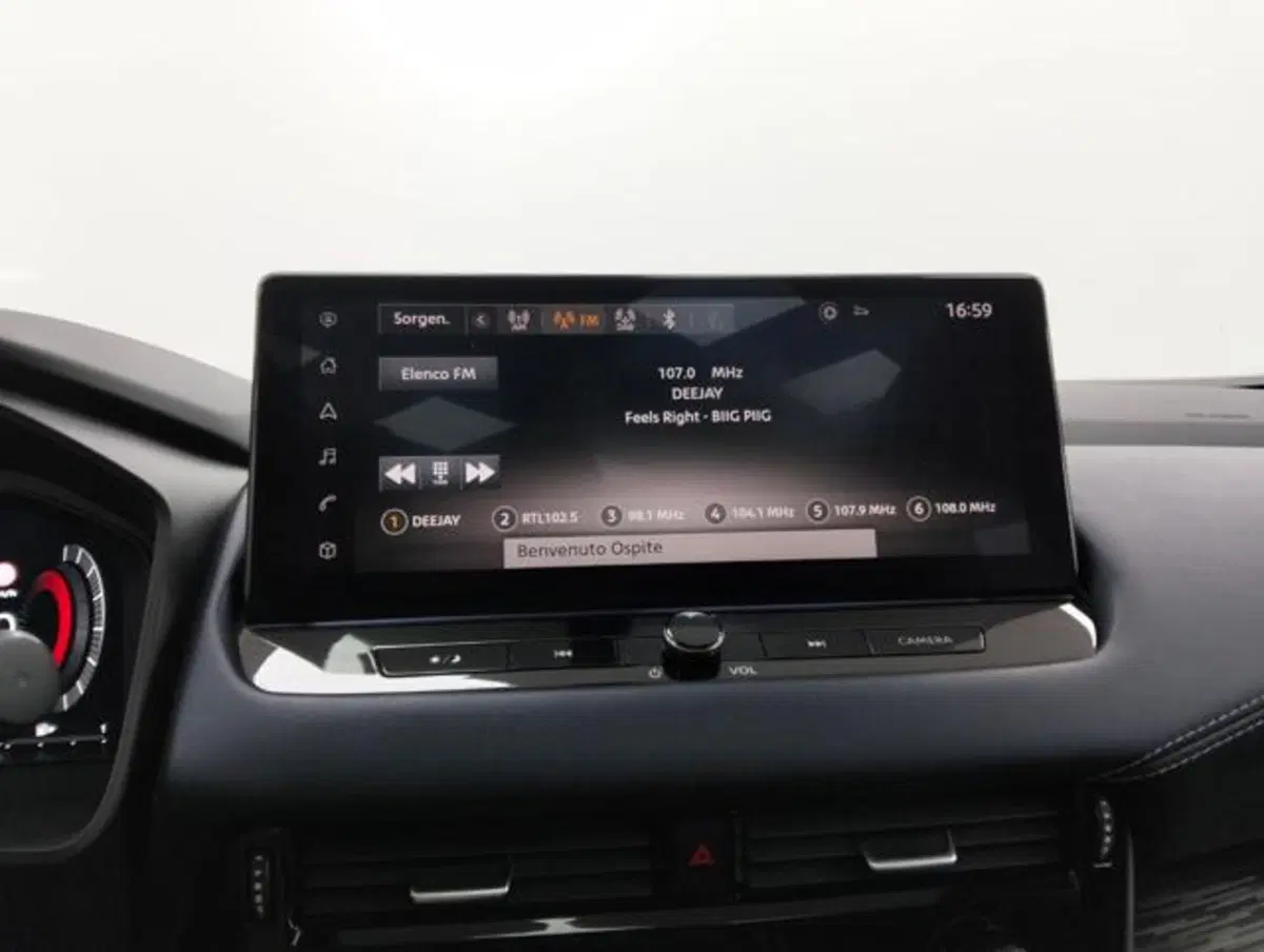 Nissan Qashqai usata a Como (14)