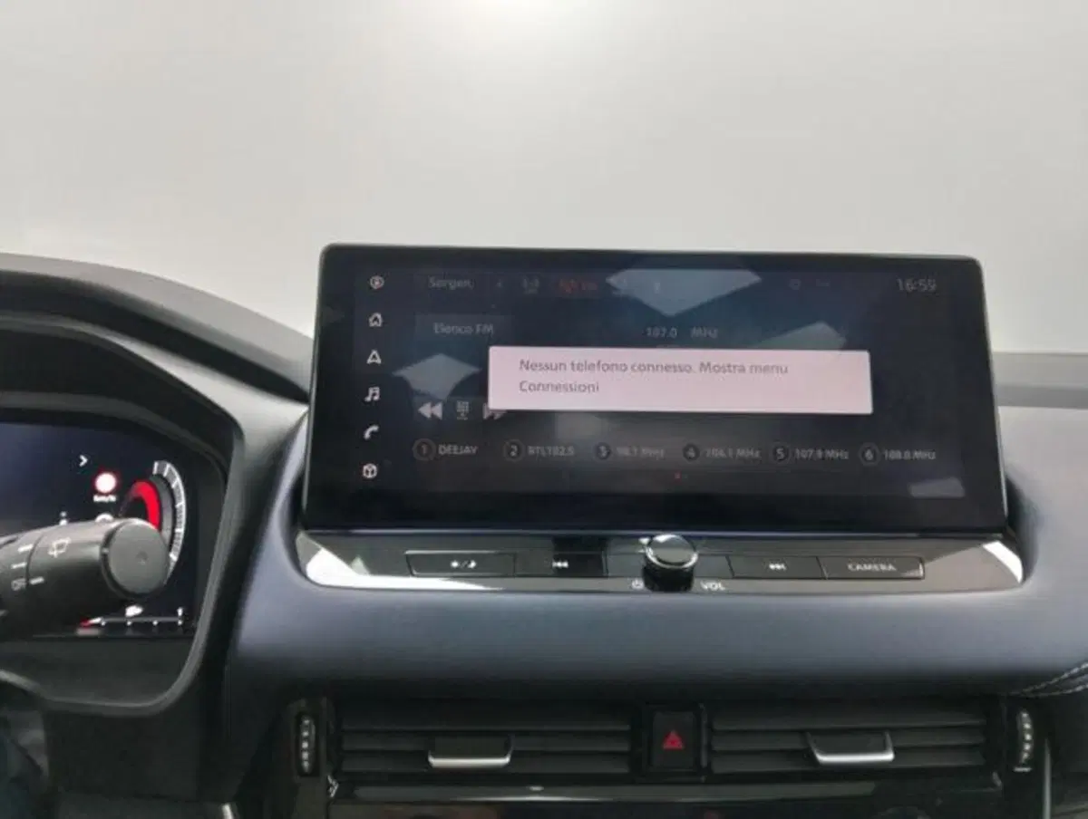 Nissan Qashqai usata a Como (15)