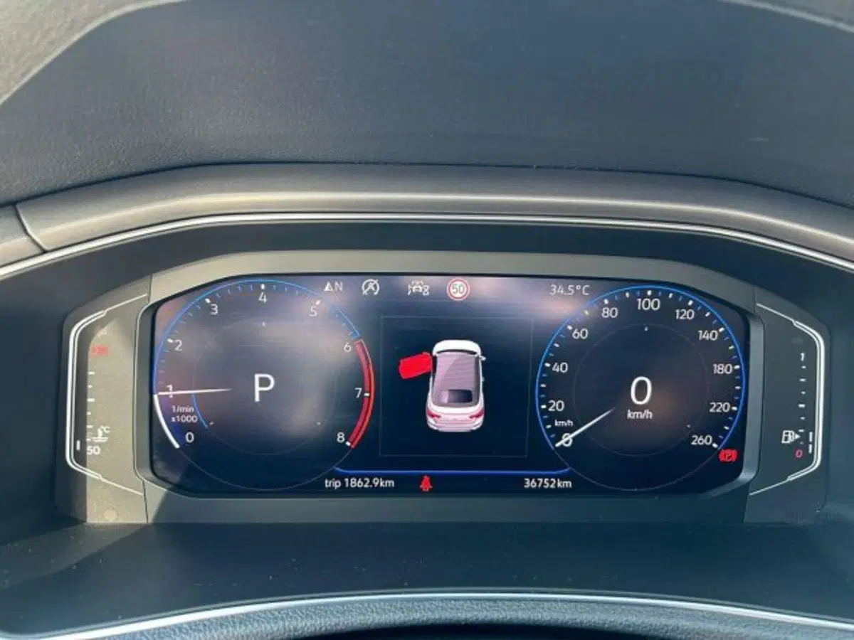 Volkswagen T-Roc Cabrio usata a Firenze (11)