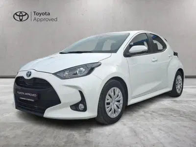 Toyota Yaris 1.5 Hybrid 5 porte Energy del 2023 usata a Roma