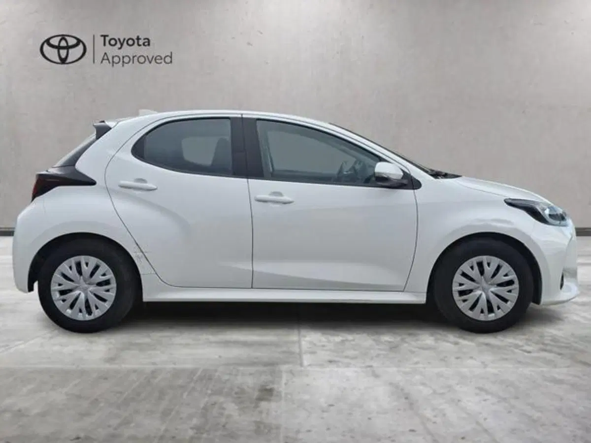 Toyota Yaris usata a Roma (4)