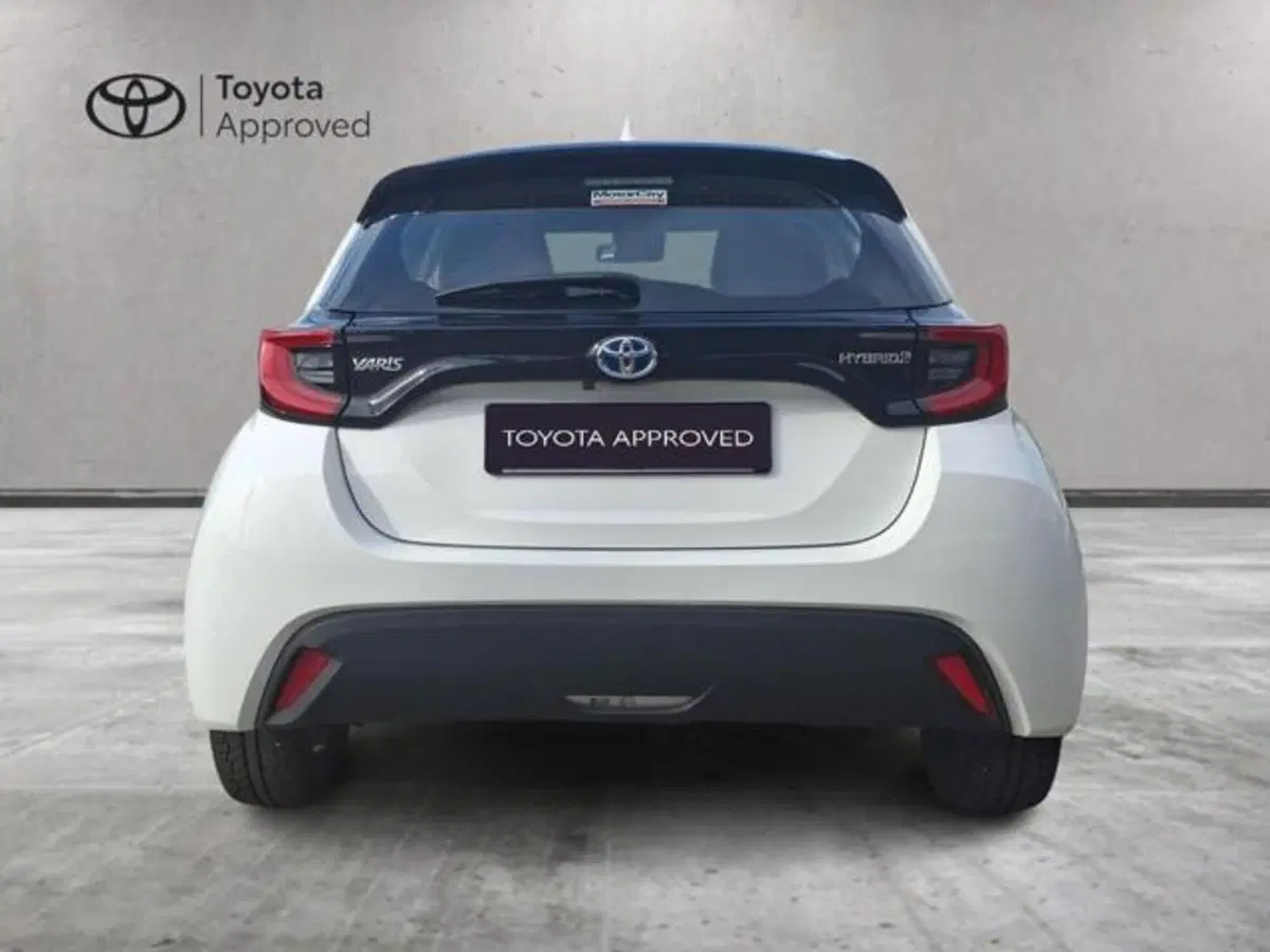 Toyota Yaris Cross usata a Roma (12)