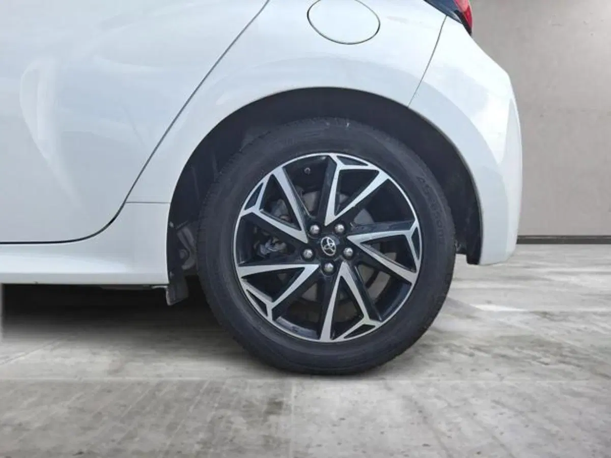Toyota Yaris Cross usata a Roma (14)