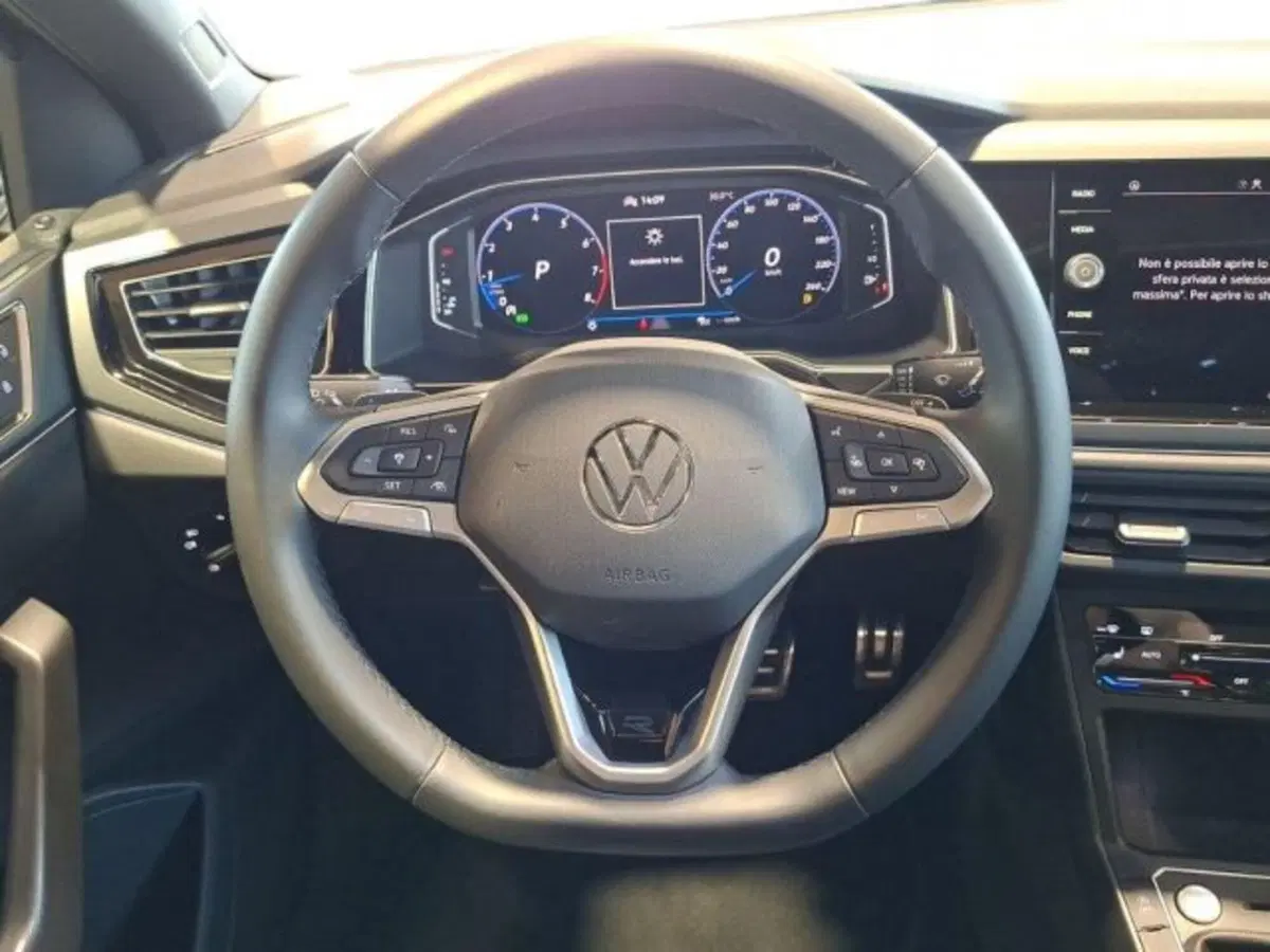 Volkswagen Taigo usata a Verona (13)