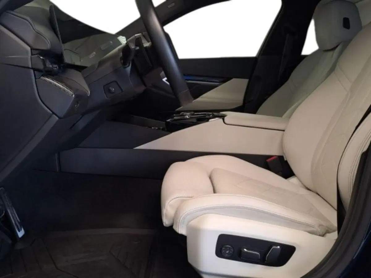 BMW i5 Touring usata a Verona (10)