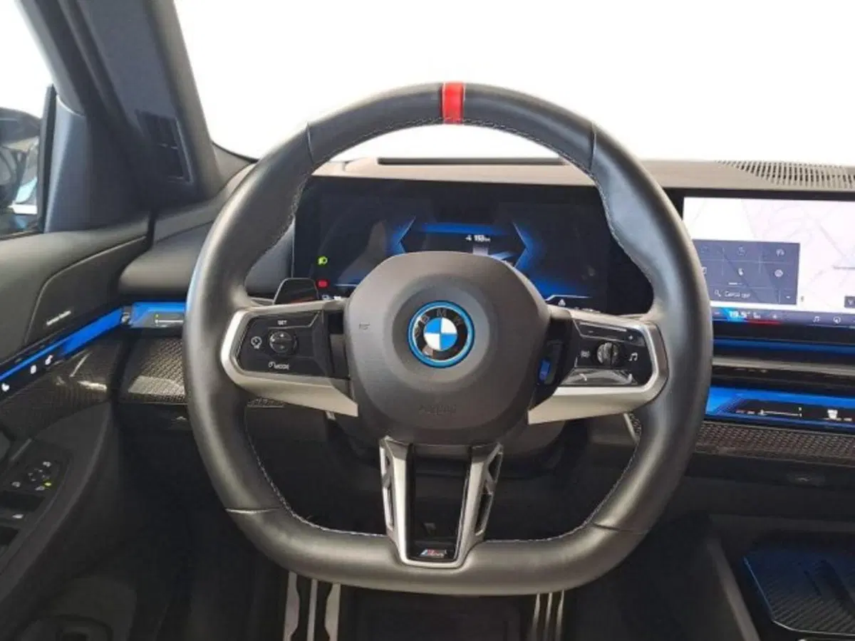 BMW i5 Touring usata a Verona (14)