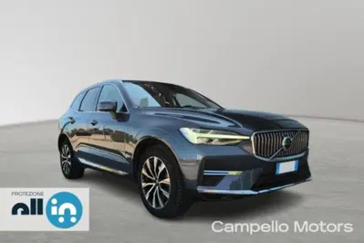 Volvo XC60 B4 (d) AWD automatico Plus Bright del 2022 usata a Venezia