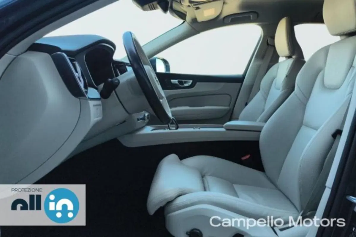 Volvo XC60 usata a Venezia (8)