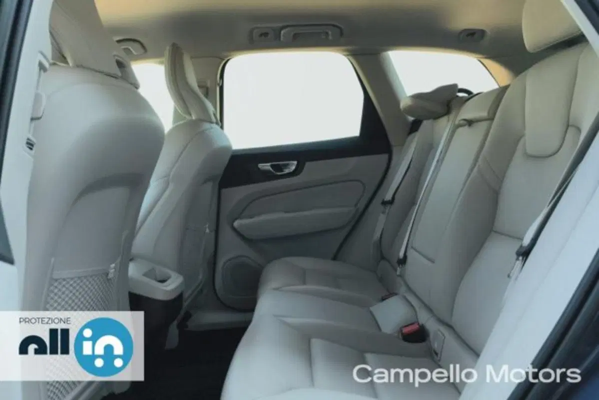 Volvo XC60 usata a Venezia (9)