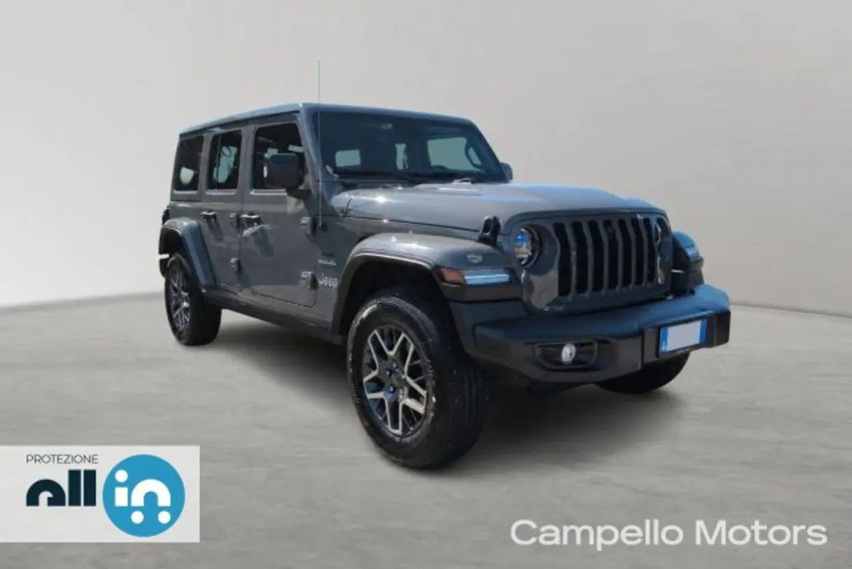 Jeep Wrangler Unlimited usata a Venezia