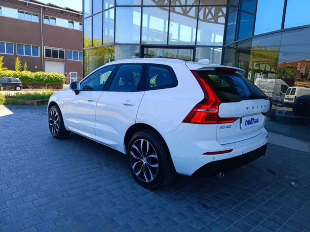 Volvo XC60 usata a Pisa (5)