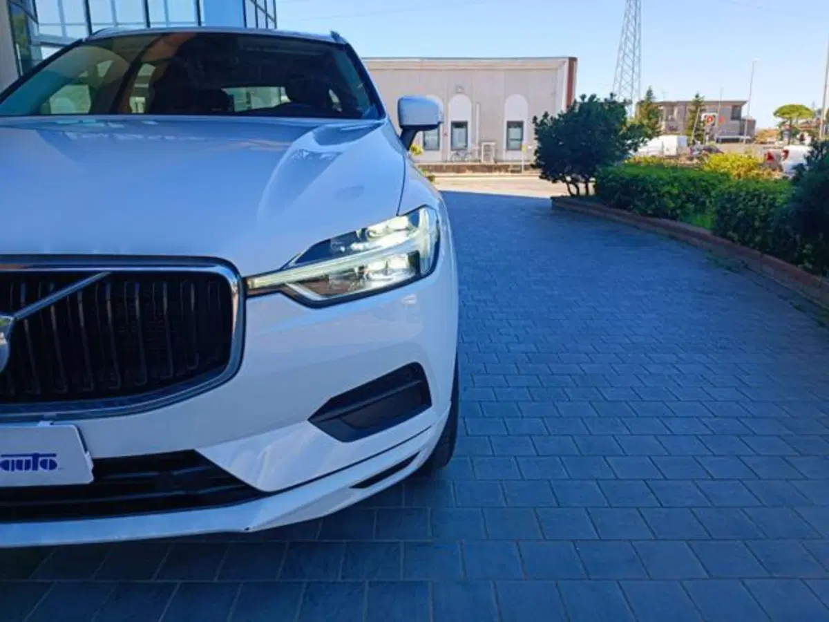 Volvo XC60 usata a Pisa (9)