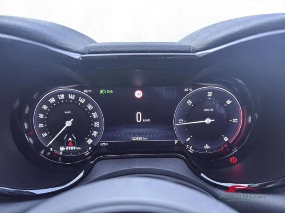 Alfa Romeo Tonale usata a Perugia (12)