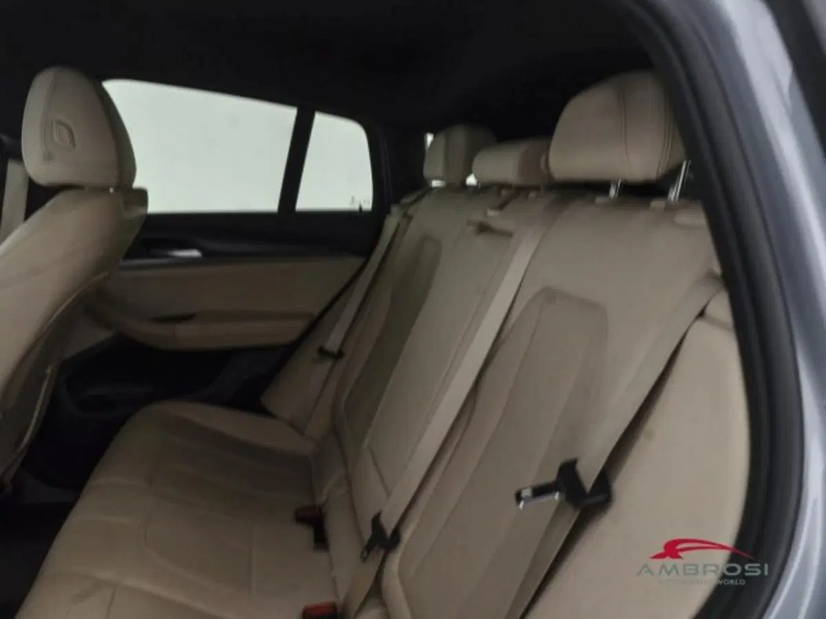 BMW X4 usata a Perugia (10)