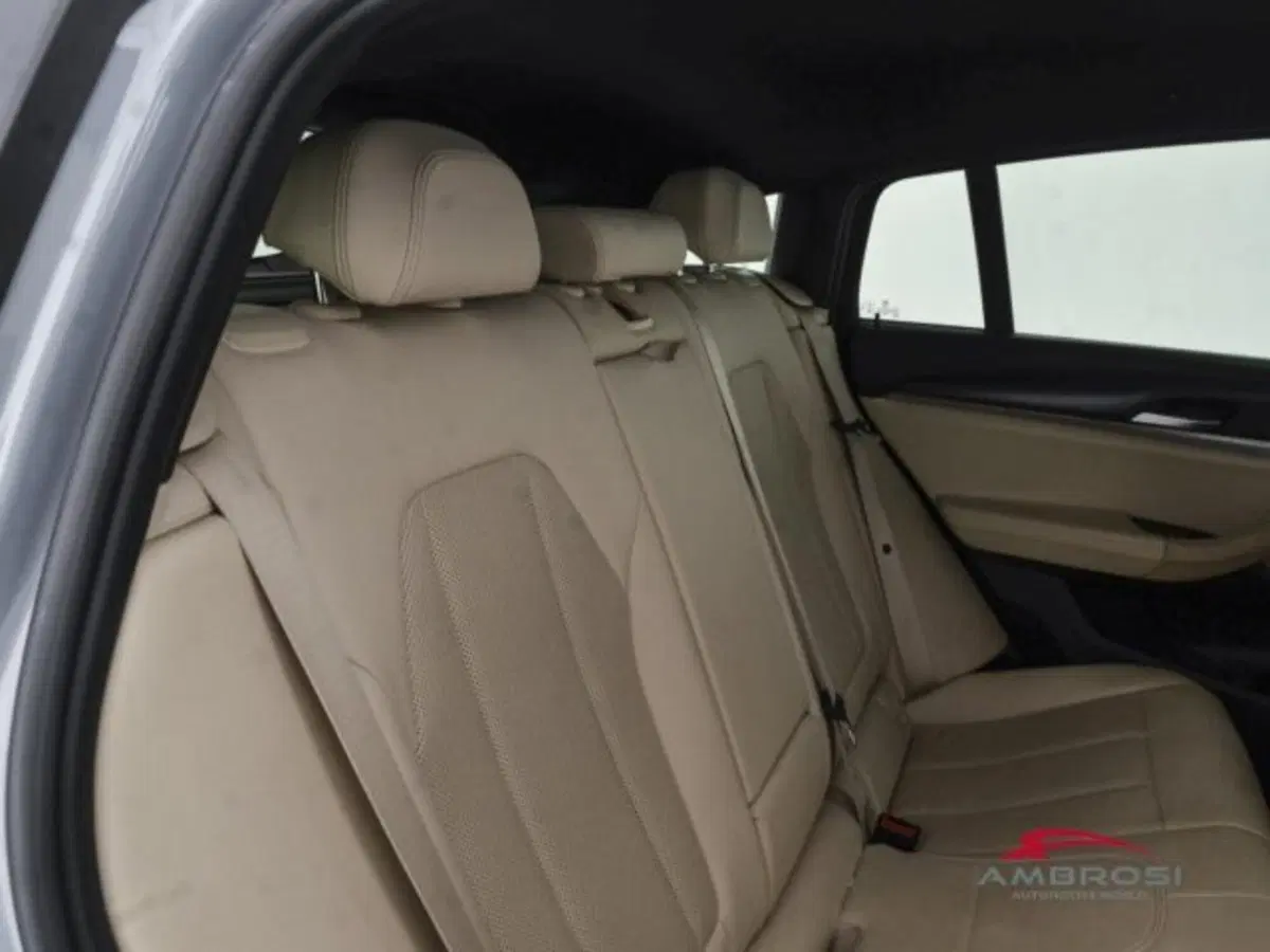 BMW X4 usata a Perugia (11)