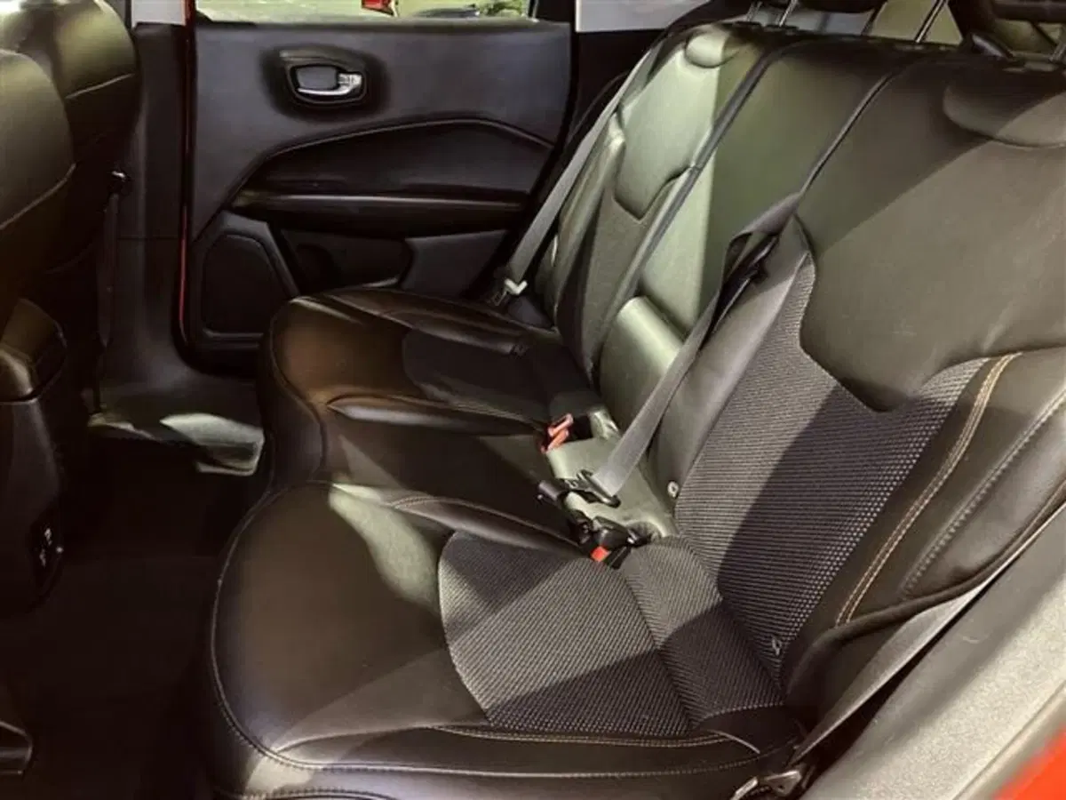 Jeep Compass usata a Como (12)