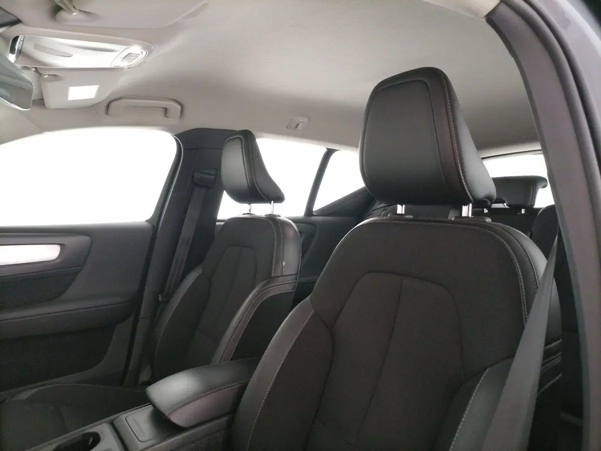 Volvo XC40 usata a Roma (13)