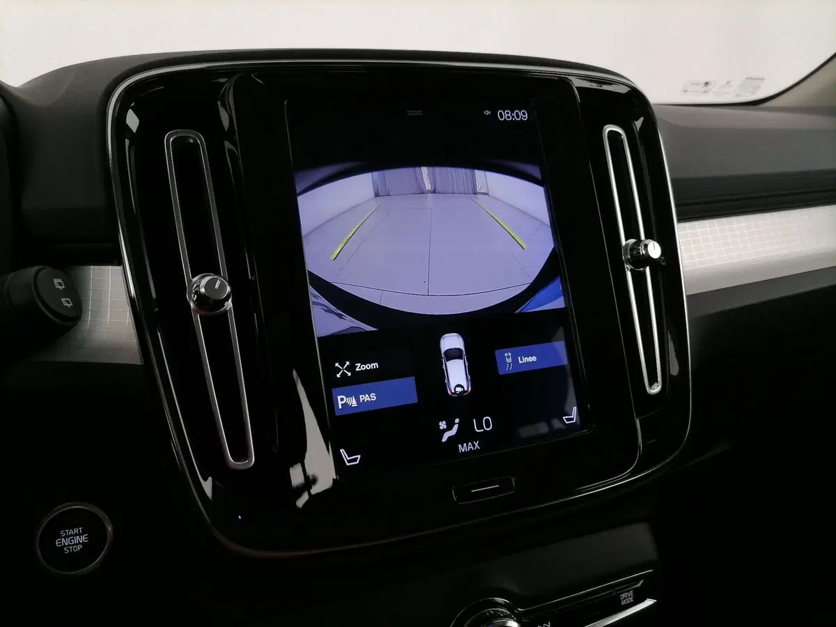 Volvo XC40 usata a Roma (17)