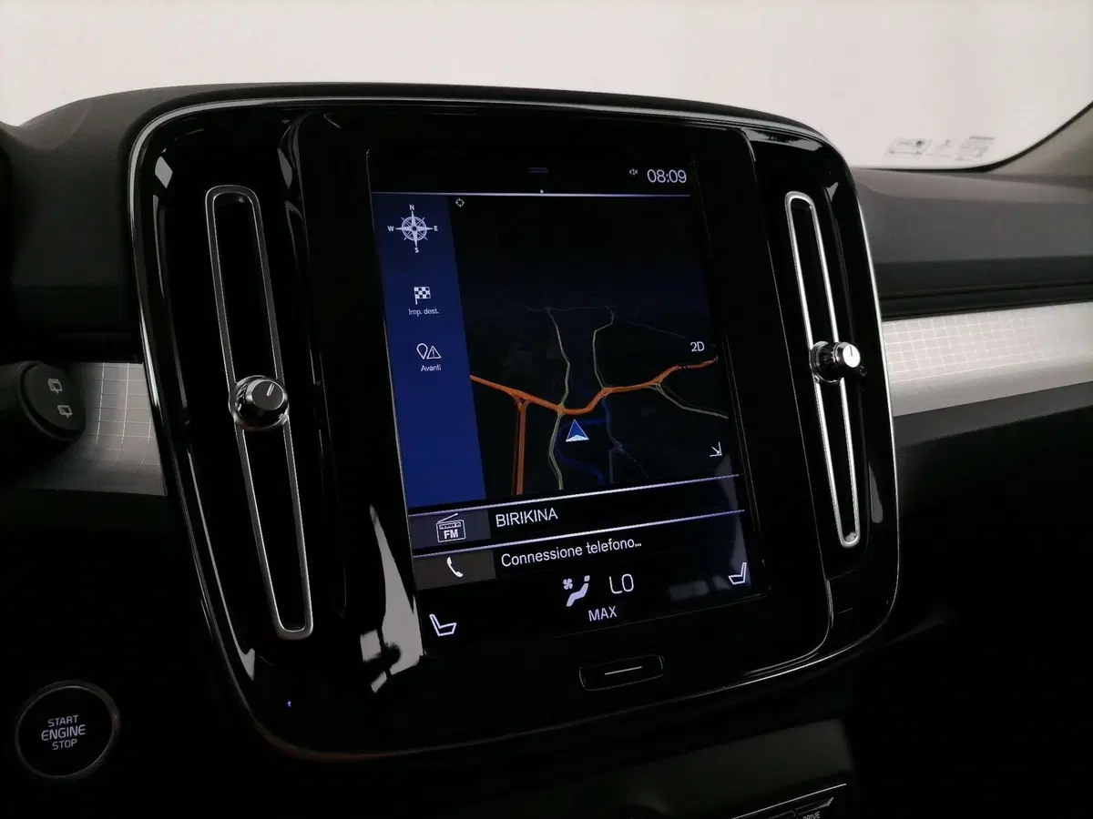 Volvo XC40 usata a Roma (18)
