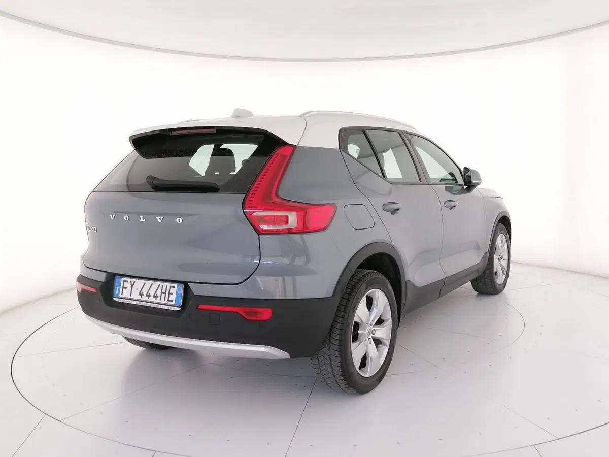 Volvo XC40 usata a Roma (2)