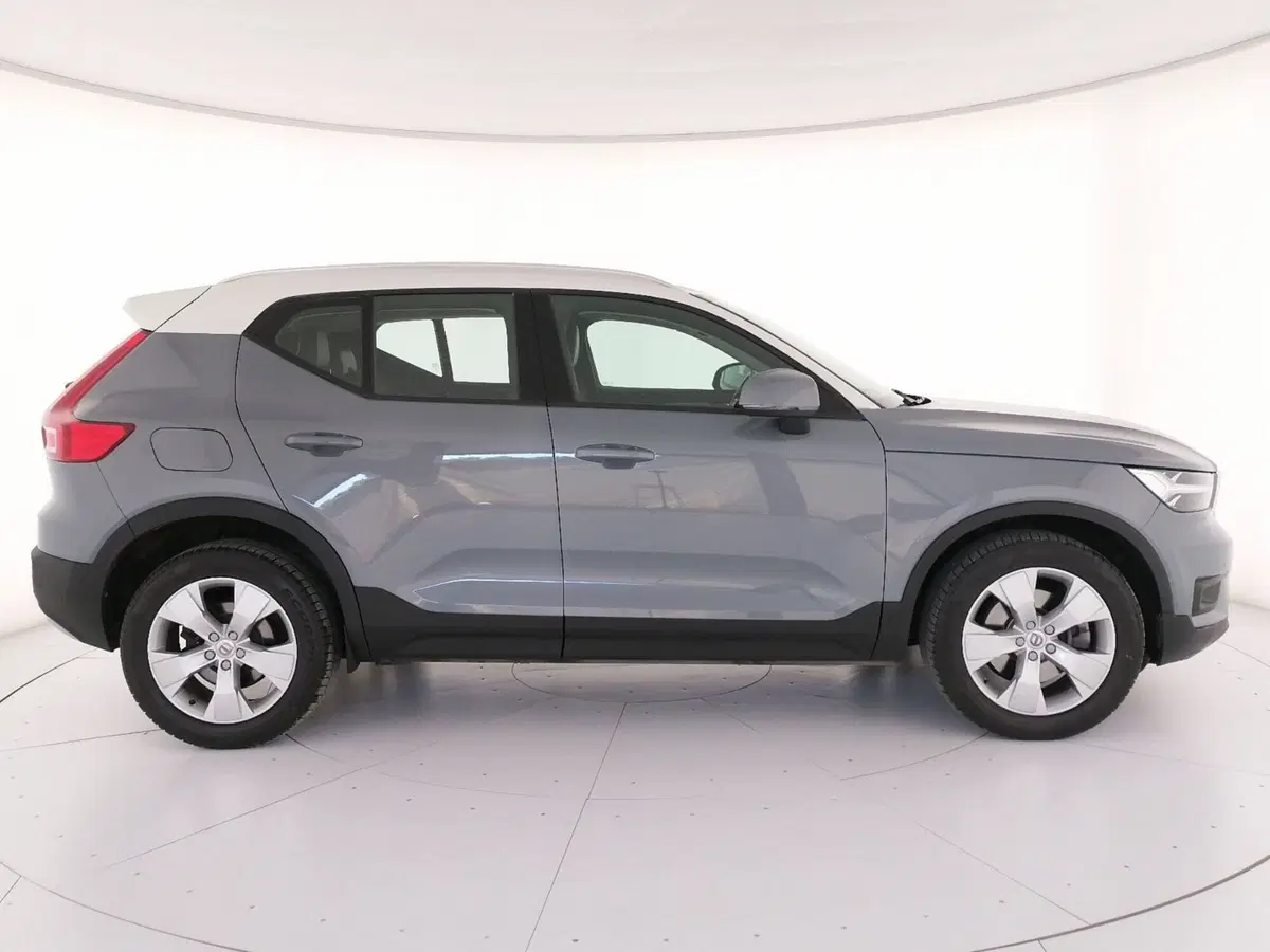 Volvo XC40 usata a Roma (3)