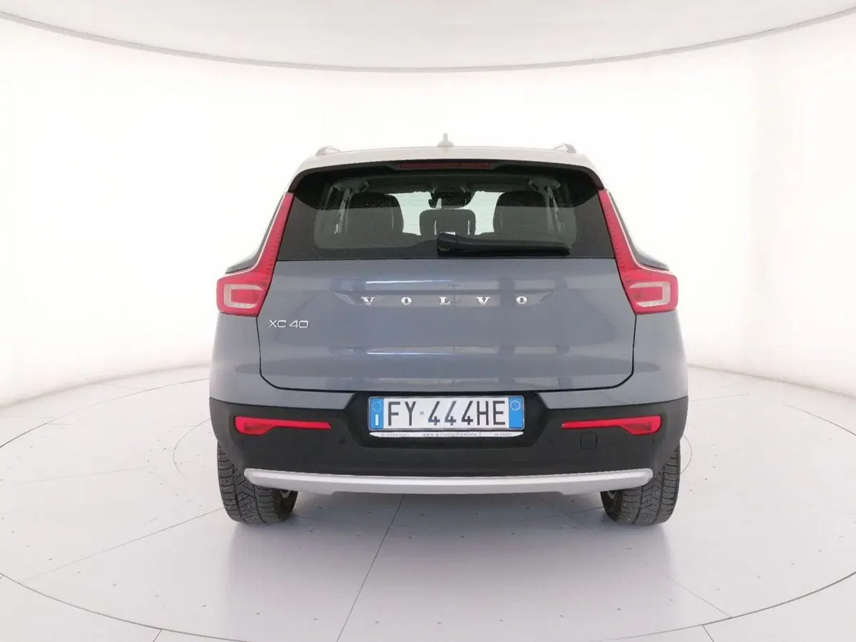 Volvo XC40 usata a Roma (4)