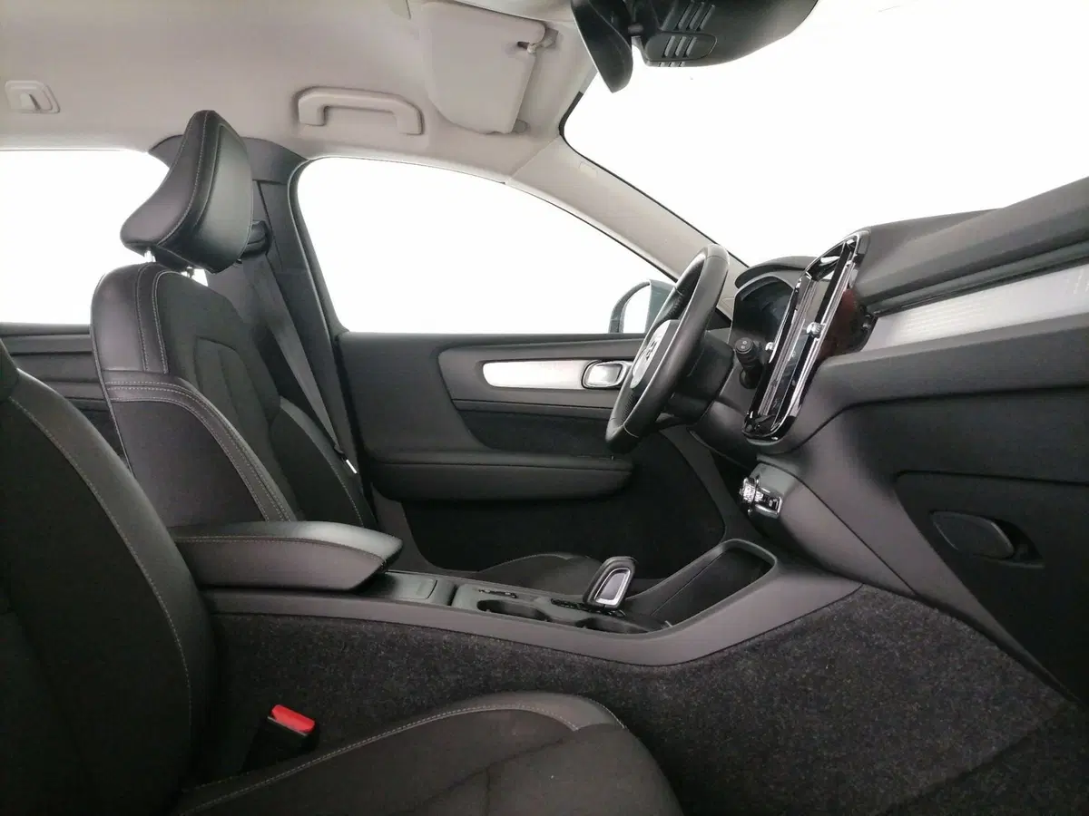 Volvo XC40 usata a Roma (6)
