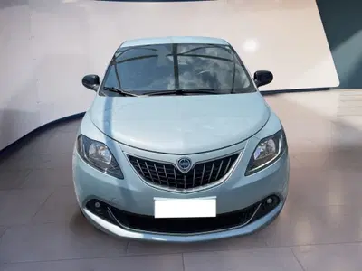 Lancia Ypsilon 1.0 FireFly 5 porte S&amp;S Hybrid Ecochic Gold del 2023 usata a Torino
