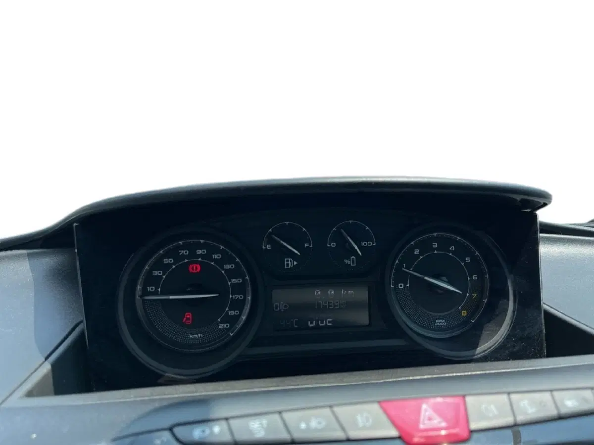 Lancia Ypsilon usata a Torino (14)