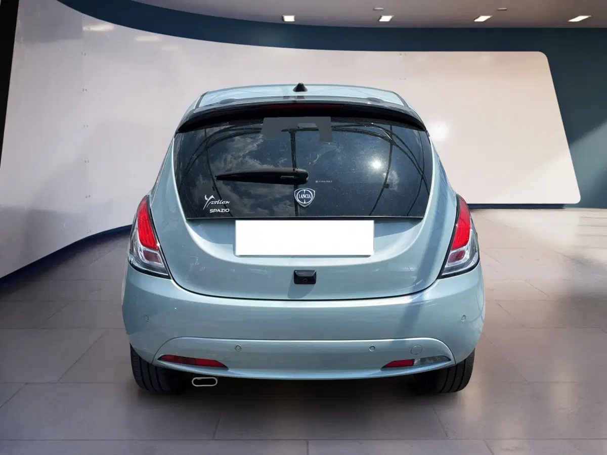 Lancia Ypsilon usata a Torino (5)