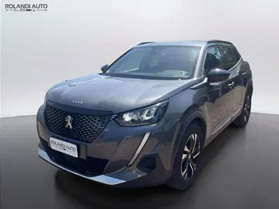 Peugeot 2008 1.2 puretech Allure s&amp;s 130cv eat8 del 2023 usata a Alessandria