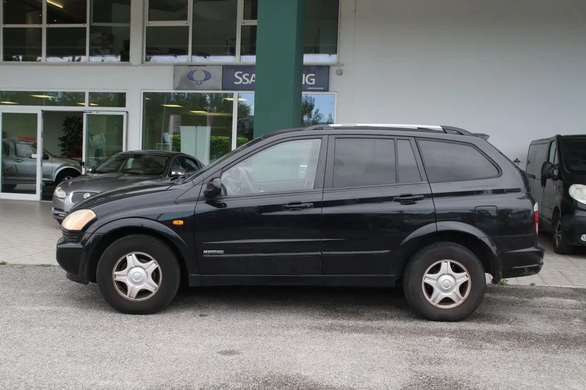 Ssangyong Kyron usata a Pordenone (2)