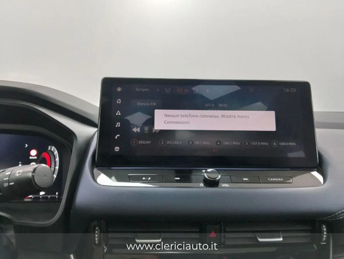Nissan Qashqai usata a Como (15)