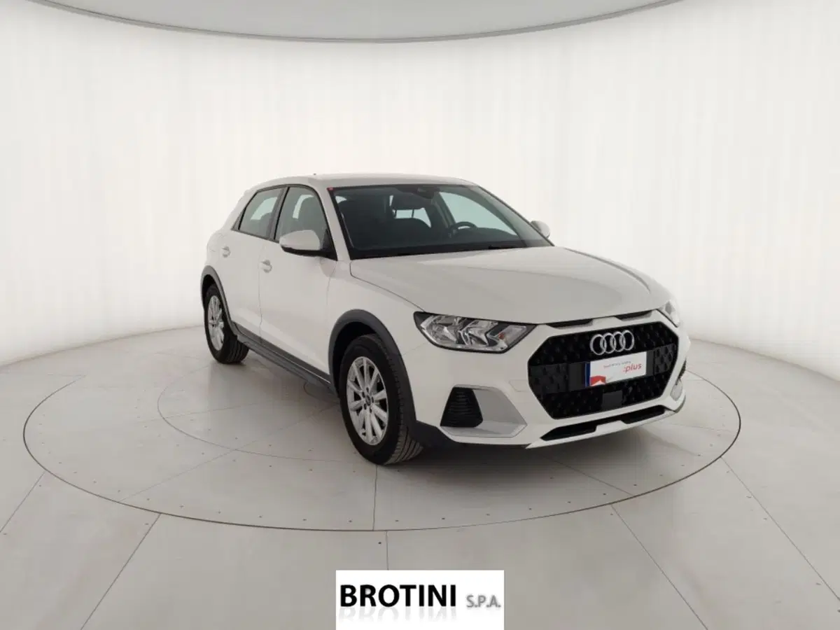 Audi A1 Sportback usata a Massa-Carrara (4)