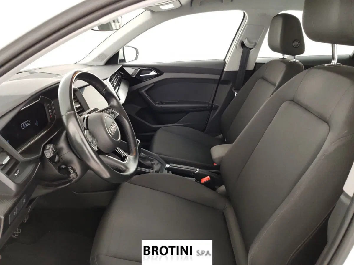 Audi A1 Sportback usata a Massa-Carrara (7)
