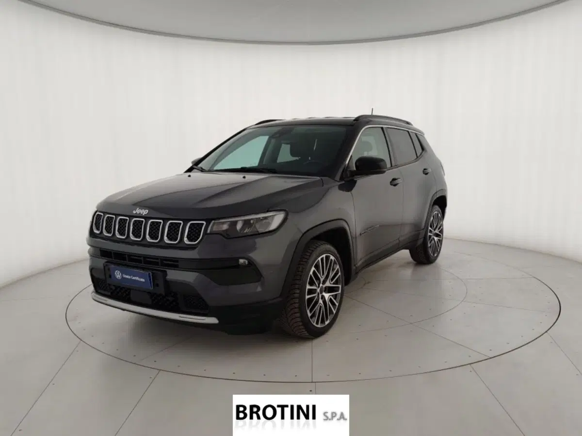 Jeep Compass usata a Massa-Carrara