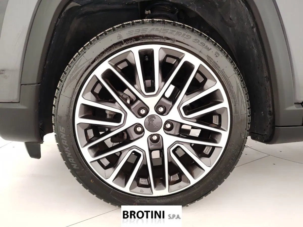 Jeep Compass usata a Massa-Carrara (6)
