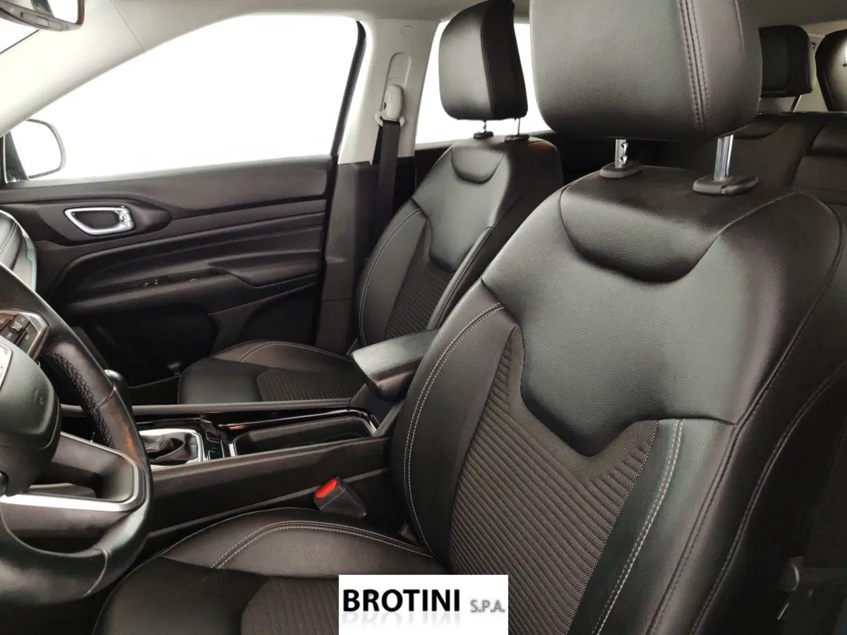 Jeep Compass usata a Massa-Carrara (9)